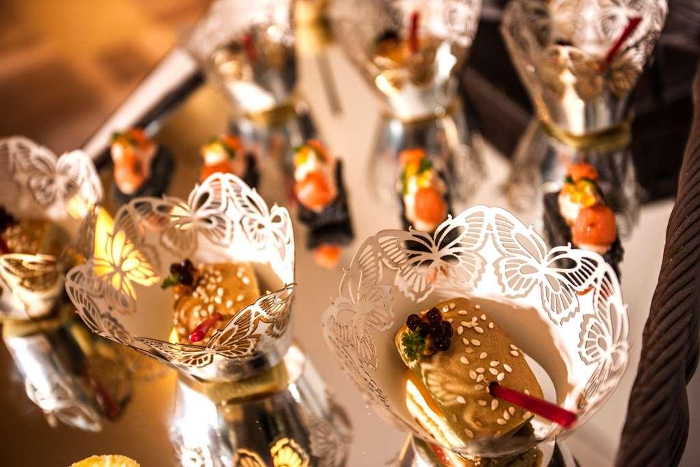 Hennessy Park Hotel Quatre Bornes Restoran gambar